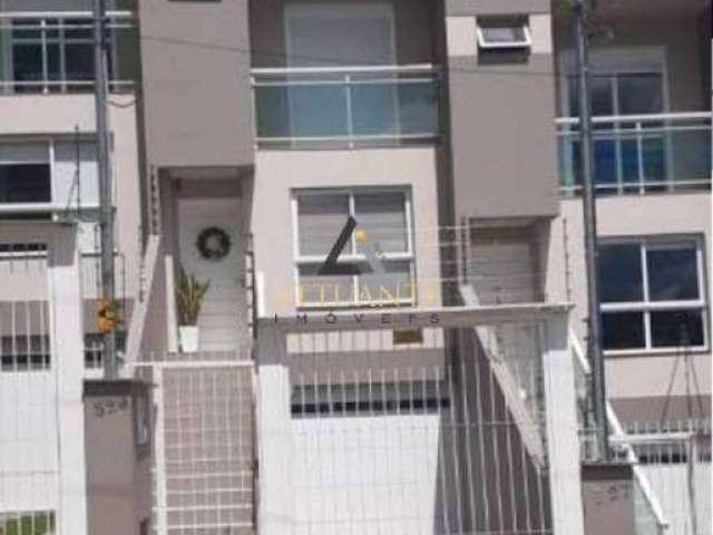 Sobrado Triplex Semimobiliado no bairro Colina Sorriso