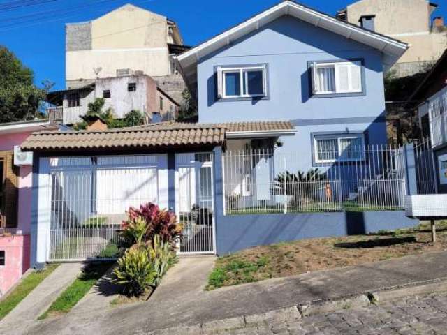 Casa com pátio - bairro cidade nova