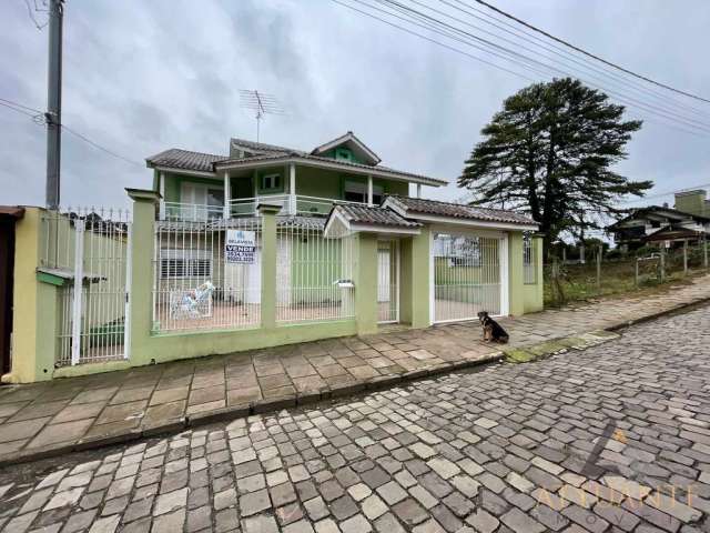 Casa com piscina - Bairro Bela Vista