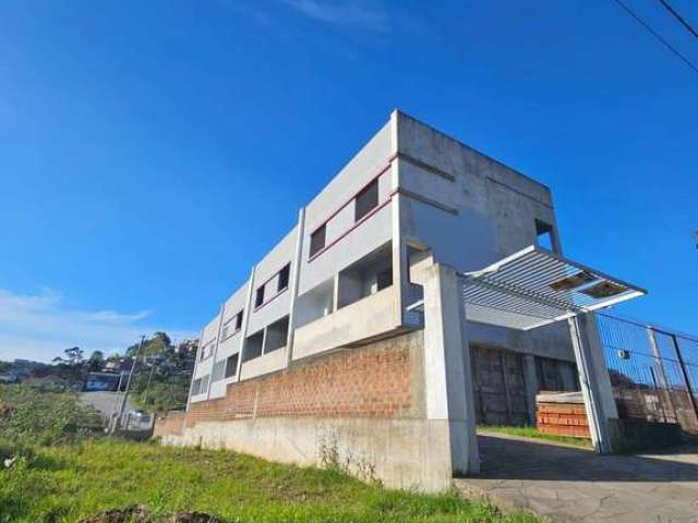 Sobrado Triplex entrada coletiva - Bairro Nsa Sra das Graças