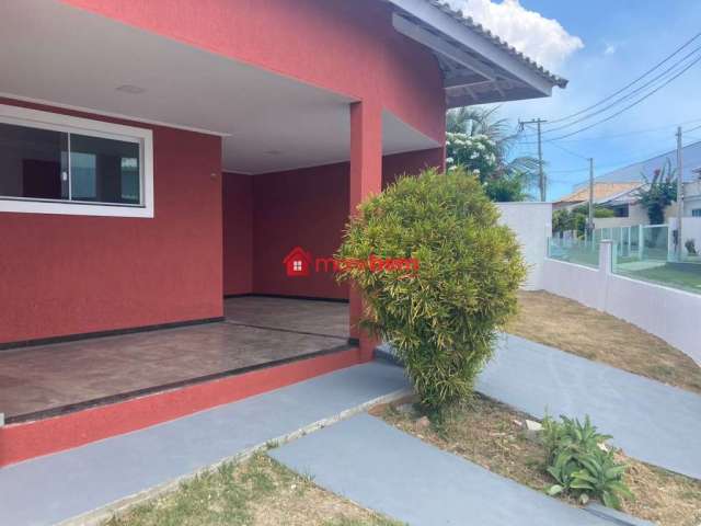 Casa em condomínio fechado com 3 quartos à venda na Rua Amaral Peixoto, Recanto do Sol, São Pedro da Aldeia por R$ 450.000