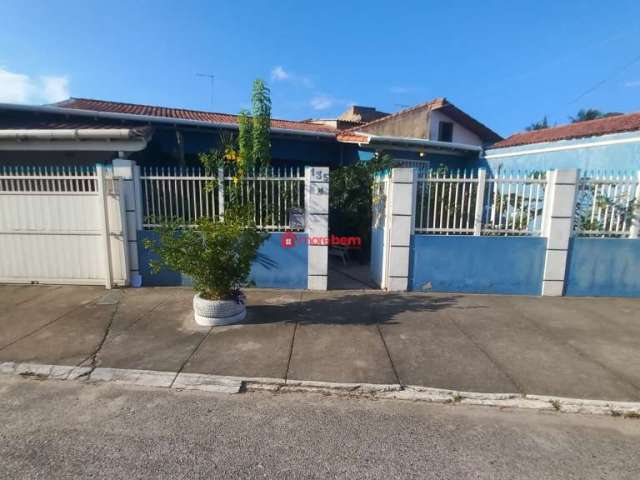 Casa com 4 quartos à venda na Rua Padre Aldo, 135, Centro, São Pedro da Aldeia por R$ 700.000