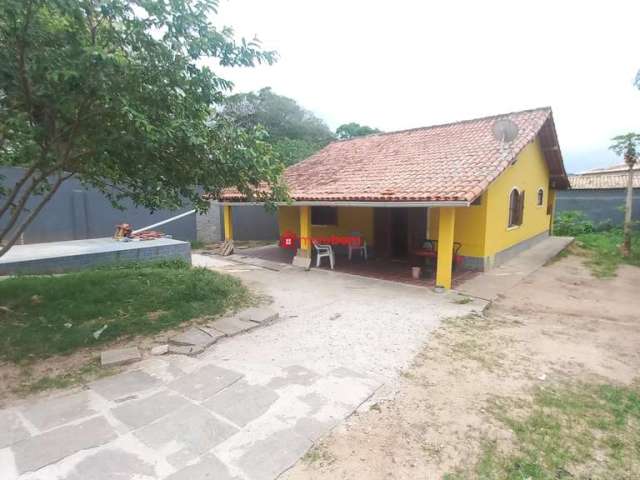 Casa com 3 quartos à venda na Rua Marcílio Dias, 287, Balneário São Pedro, São Pedro da Aldeia, 116 m2 por R$ 430.000