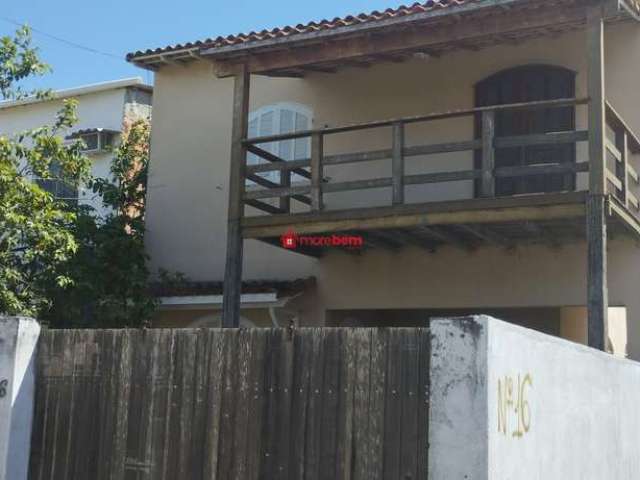 Casa para locação em São Pedro da Aldeia-RJ, São João: 2 quartos, 1 sala, 2 banheiros, 1 vaga de garagem!