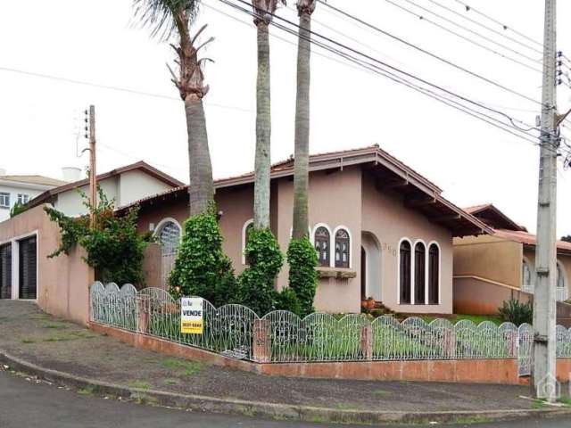 Casa à venda na vila estrela