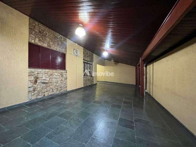 Casa com 3 dormitórios com 1 suíte no Bairro Vila Bertini.