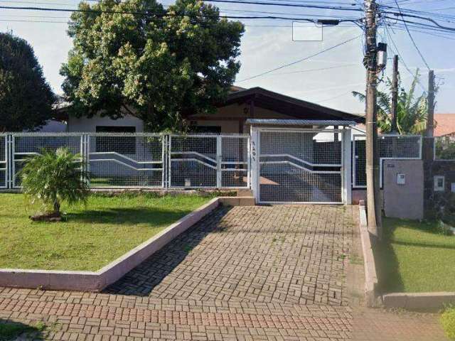 Linda casa 3 quartos, 2 banheiros e 2 vagas de garagem