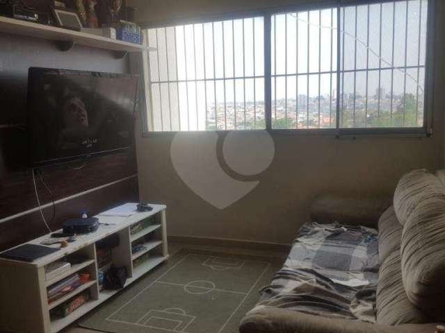 Apartamento à venda na Vila Mazzei com 76 m²