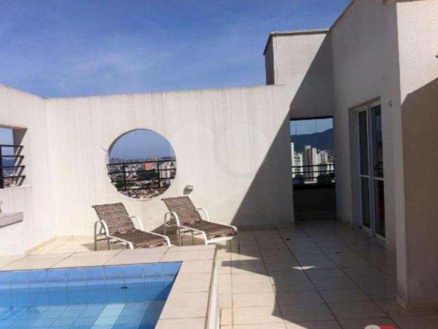 Cobertura duplex com piscina privativa mobiliado