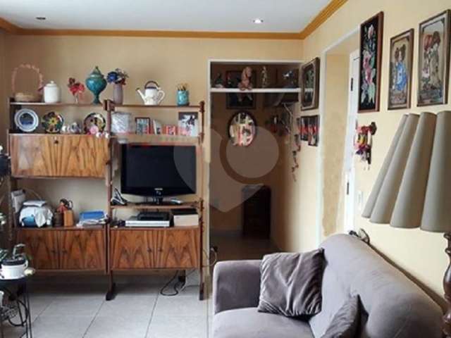 Apartamento no bairro de  Santana