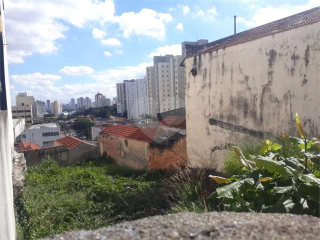 Casa Verde Terreno na Rua dos Bancos único existente na rua já limpo e pronto para construir!!!