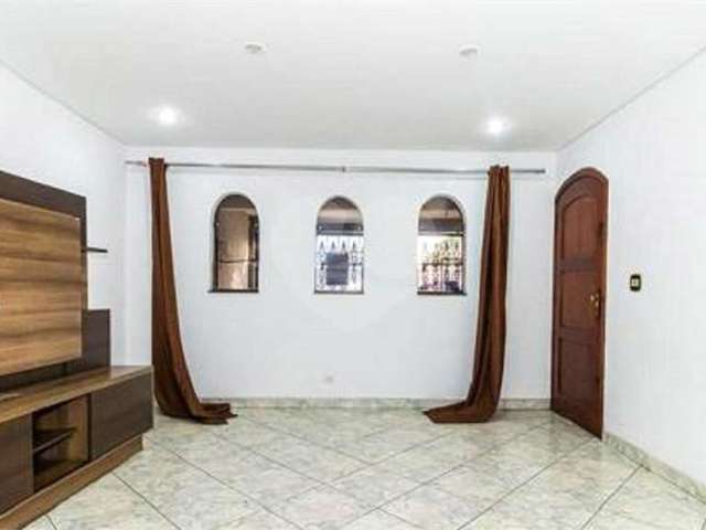 Excelente casa à venda com 3 dormitórios,