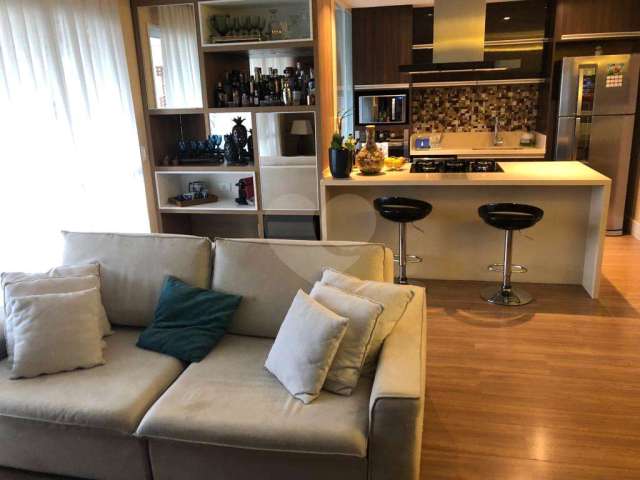 Belíssimo apartamento com suíte e varanda Gourmet em Guarulhos