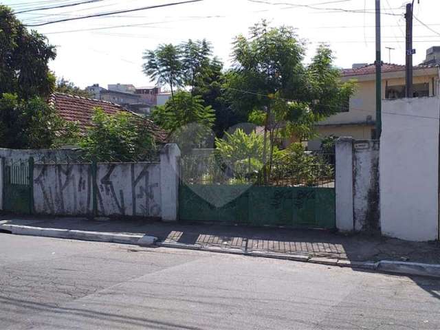 Terreno na Regiao do Jardim Tremembe. 10x48(Terreno Plano_). Proximo   Av. Sezefredo Fagundes,