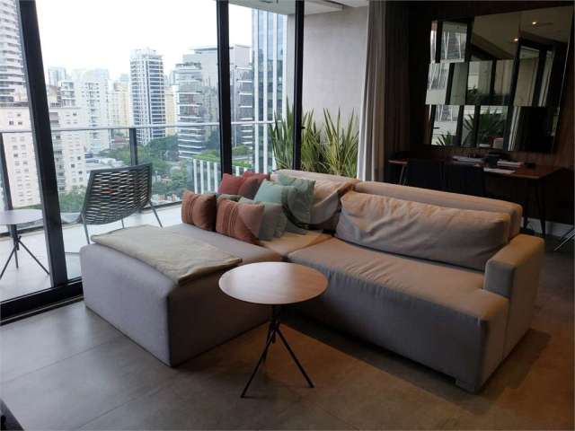 Flat na av. faria lima