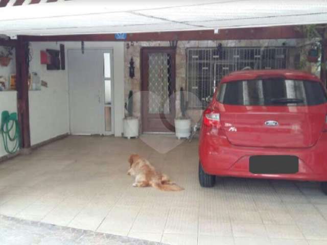 Sobrado à venda no bairro de Santana