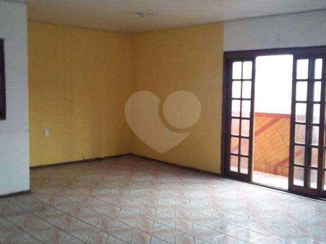 Casa térrea maravilhosa a venda na casa verde - 5 dorms (1suíte) e 6 vagas de garagem