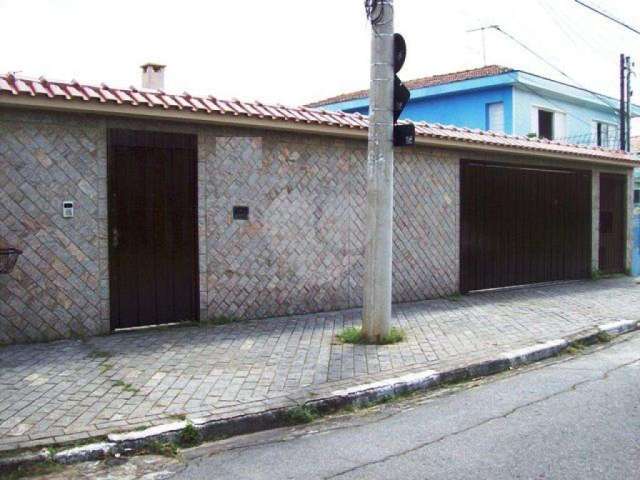 Casa térrea a venda no parque novo mundo - 3 suítes e 4 vagas de garagem