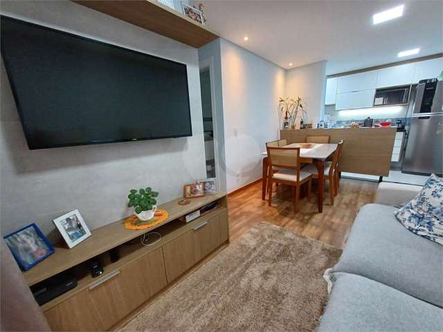 Apartamento c/3 dormitórios, 1 suíte, cozinha planejada, armários embutidos, 1 vaga e Lazer completo