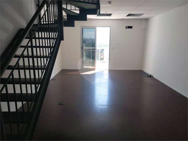 Sala comercial duplex com 85m²