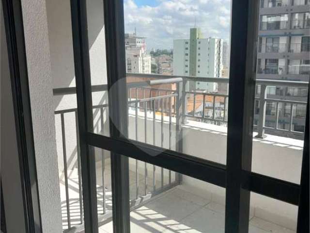 Studio no bairro Tucuruvi, com piscina