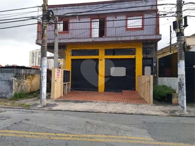 Galpão e loja de 400 m² a venda no bairro chora menino , trifásico, 02 banheiros,