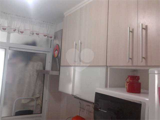 Apartamento com 63m², 3 dormitórios, 1 suíte,  banheiro social, 1 vaga e lazer completo-Vl.Guilherme