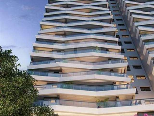 Apartamento-São Paulo-LIBERDADE | Ref.: REO946468