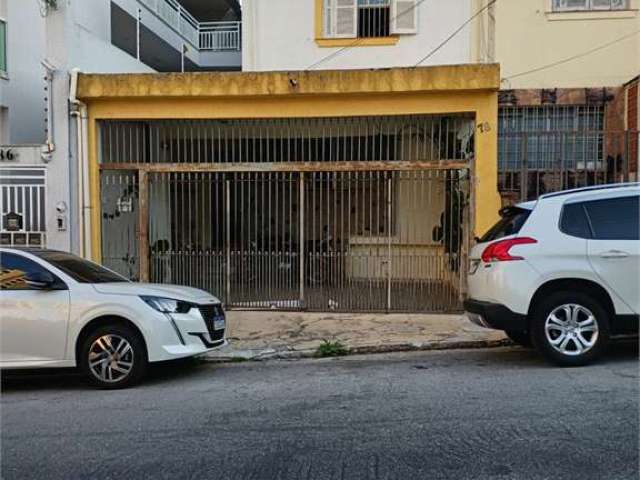 Terreno com 125 m² com uma casa e edícula. Ótima localização, à venda por R$ 800.000,00