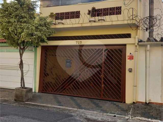 Sobrado a venda de 3 quartos 1 suíte 2 vagas de garagem no Bairro Jaçana.