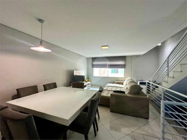 Casa em condomínio 145Mts - 3 quartos - 2 vagas - área Gourmet - Limão - SP