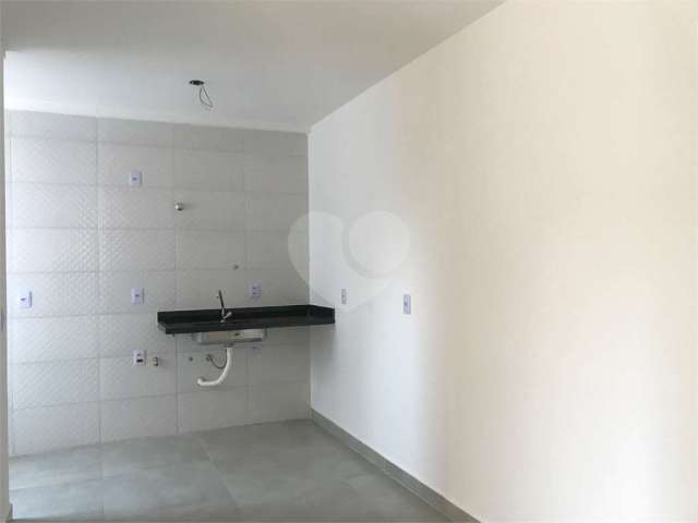 Apartamento, 02 dormitórios, Carandiru!