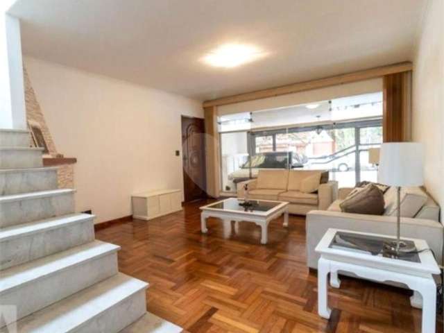 Vendo Casa na Vila Madalena 3 suites 4 vagas