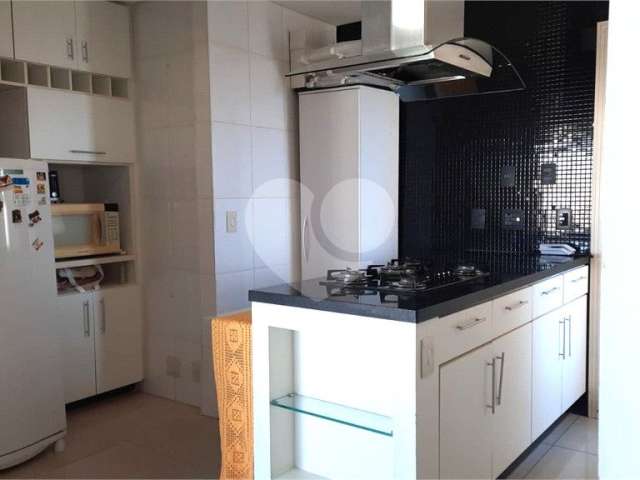 Apartamento no Mandaqui com 3 Dormitórios, 1 Suíte, Varanda, 2 Vagas