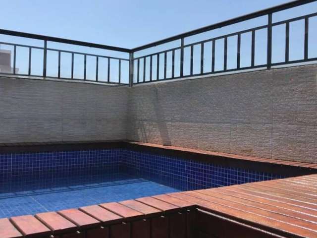 Cobertura Reformada com Piscina Privativa, 5 Vagas e Área Gourmet – 246 m² em Santana