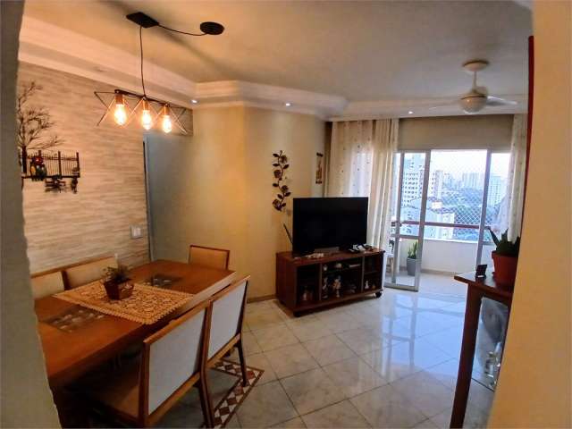 Vende-se apartamento de porteira fechada