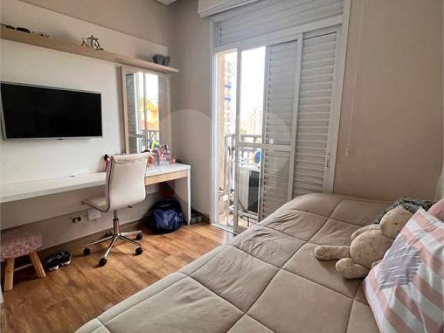 Apartamento no Jardim São Paulo  com 3 suítes e varanda gourmet