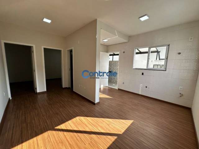 Apartamento c/ 02 dormitórios no bairro Ceniro Martins, São José/SC