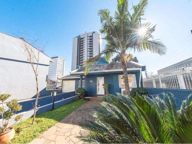 Casa 3 suítes e amplo terreno com piscina - Vila Rodrigues