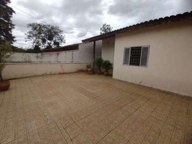 Oportunidade de permuta! Casa em terreno grande com edícula à venda por R$ 275.000 - Conjunto Habitacional Júlio de Mesquita Filho - Sorocaba/SP