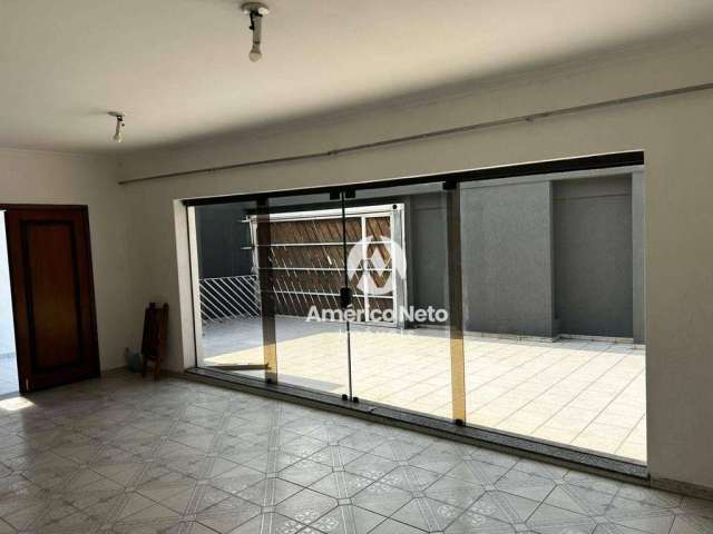 Casa para alugar, 350 m² por R$ 7.154,00/mês - Jardim São Caetano - São Caetano do Sul/SP