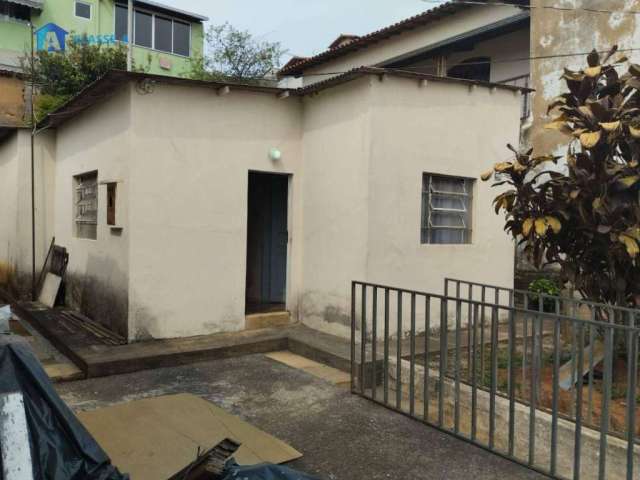 Classe A oferece esta casa com 03 dormitórios à venda, 80 m² por R$ 340.000 - Dom Cabral - Belo Horizonte/MG