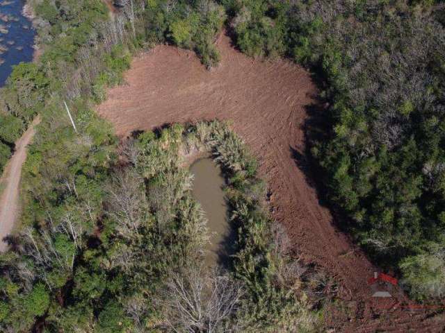 Ferreira Negócios Imobiliários Vende	Chácara em Caxias do Sul Bairro Vila Cristina Chácaras Rio Caí