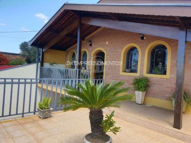 Casa com 3 quartos à venda no Jardim São Vicente, Campinas , 130 m2 por R$ 650.000