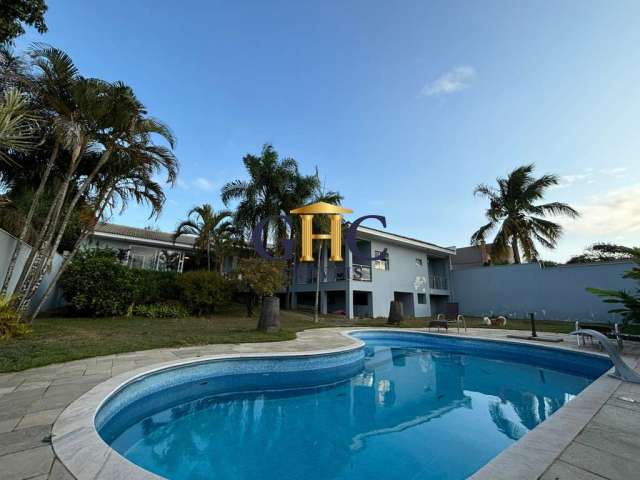 VENDO CASA NO CONDOMÍNIO TERRAS DE SÃO FRANCISCO EM SALTO DE PIRAPORA/SP Área Terreno: 1.000m² / Área construída: 400m²  CASA - 3 suítes, sendo 2 com