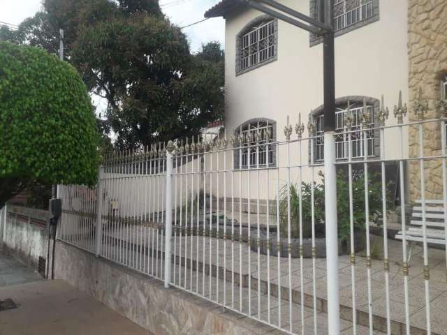 Casa Comercial para Locação em Itaboraí, Centro, 6 banheiros