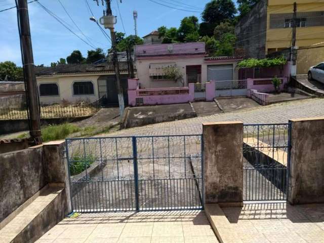 Casa para Locação em Itaboraí, Venda das Pedras, 3 dormitórios, 1 banheiro, 1 vaga