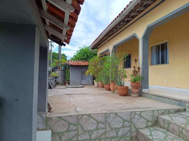 Casa para Venda em Itaboraí, Outeiro das Pedras, 2 dormitórios, 3 banheiros, 1 vaga