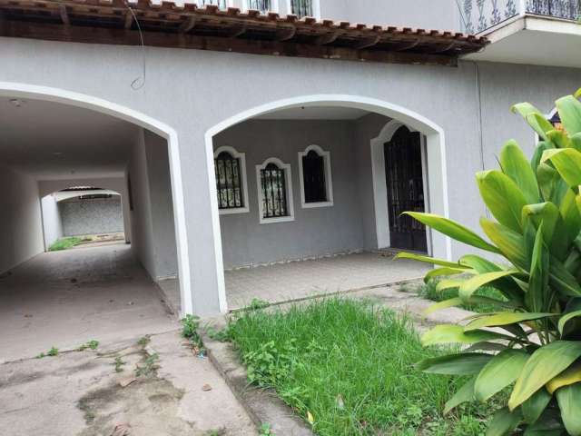 Casa para Locação em Itaboraí, Venda das Pedras, 3 dormitórios, 1 suíte, 3 banheiros, 2 vagas