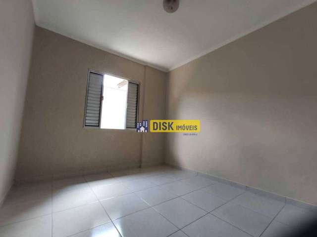 Casa com 3 dormitórios para alugar, 180 m² por R$ 3.223,00/ano - Vila Mussoline - São Bernardo do Campo/SP